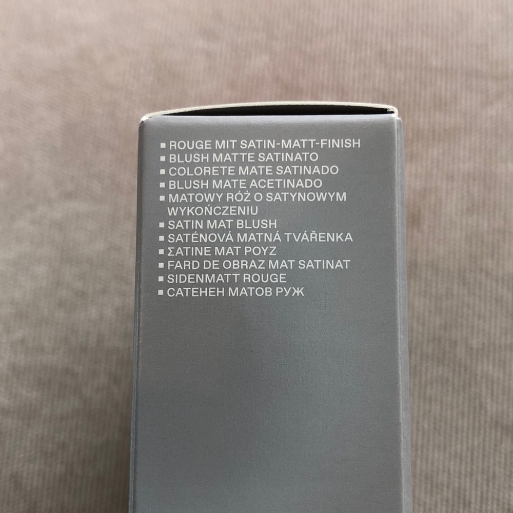r.e.m. beauty Hypernova Satin Matte Blush - Strawberry Nebula - Picture 5 of 7